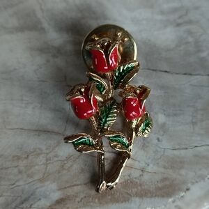 Vintage Red Rose Pin Gold Tone E Enamel Rose Bouquet Pin Green Leaf Ballou Reg’d